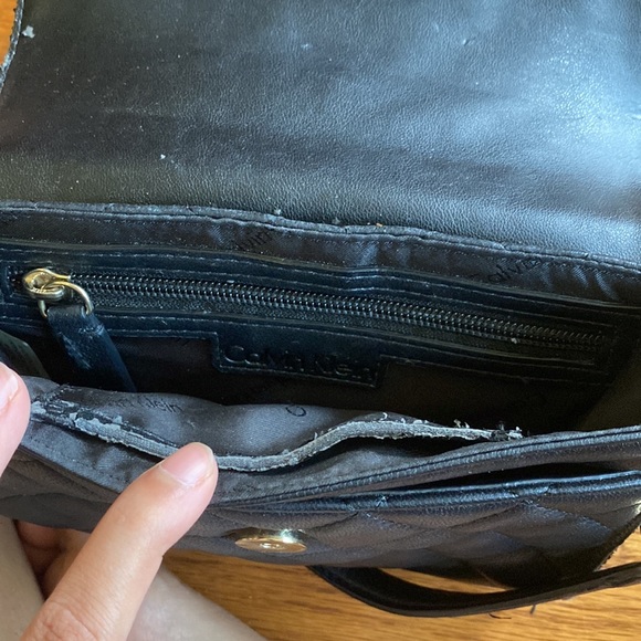 Calvin Klein Women's Metallic Quilted Lamb Leather Crossbody - Picture 12 of 12